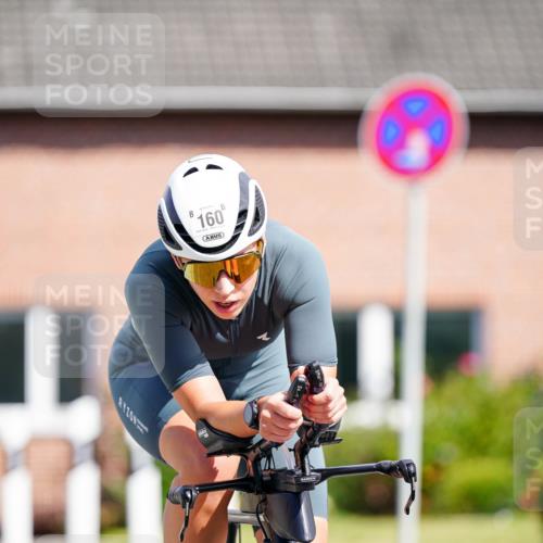 31.08.2025 - Elbe Triathlon Hamburg Michael Burmester http://msf.ph/oto/8686629 31.08.2025 14:40:50 Radfahren  meine-sportfotos.de