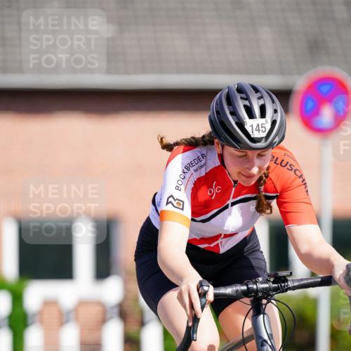 31.08.2025 - Elbe Triathlon Hamburg Michael Burmester http://msf.ph/oto/8686761 31.08.2025 14:44:15 Radfahren 145 meine-sportfotos.de