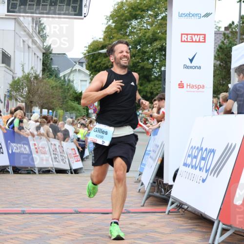 31.08.2025 - 21. Blankeneser Heldenlauf Strokosch-Dieckow http://msf.ph/oto/8686788 31.08.2025 11:59:08 Ziel 4254, 4298 meine-sportfotos.de