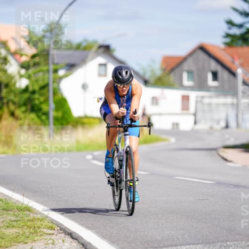 31.08.2025 - Elbe Triathlon Hamburg Michael Burmester http://msf.ph/oto/8686850 31.08.2025 14:45:50 Radfahren 137 meine-sportfotos.de