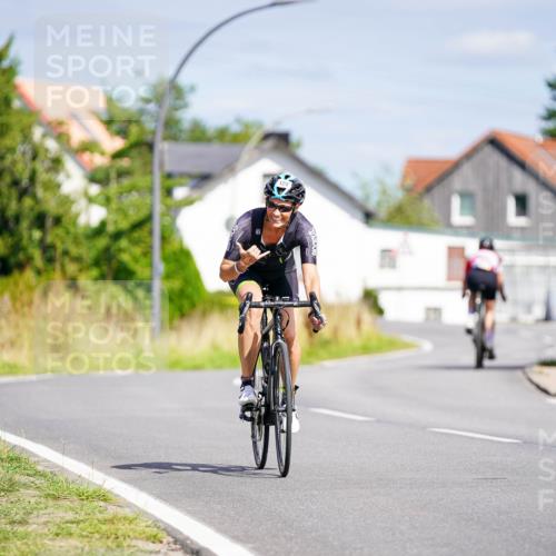 31.08.2025 - Elbe Triathlon Hamburg Michael Burmester http://msf.ph/oto/8686896 31.08.2025 14:46:37 Radfahren 129, 157 meine-sportfotos.de