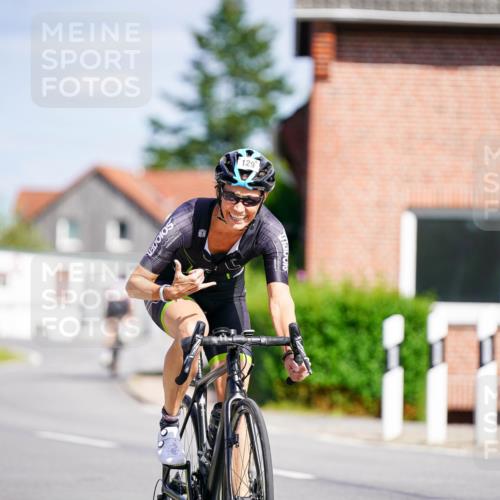 31.08.2025 - Elbe Triathlon Hamburg Michael Burmester http://msf.ph/oto/8686903 31.08.2025 14:46:38 Radfahren 129, 157 meine-sportfotos.de