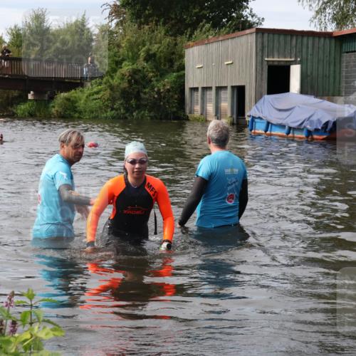 31.08.2025 - Elbe Triathlon Hamburg Luisa Fischer http://msf.ph/oto/8686933 31.08.2025 10:51:01 Schwimmen 1578 meine-sportfotos.de