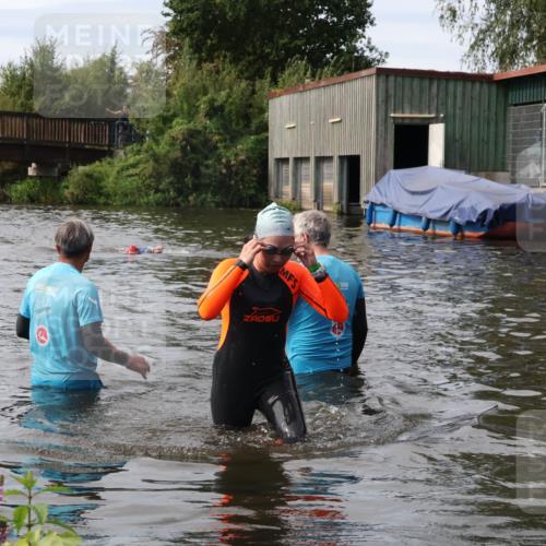 31.08.2025 - Elbe Triathlon Hamburg Luisa Fischer http://msf.ph/oto/8686942 31.08.2025 10:51:03 Schwimmen 1578 meine-sportfotos.de