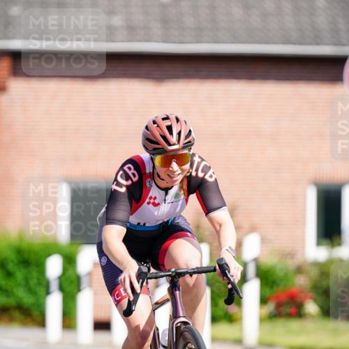 31.08.2025 - Elbe Triathlon Hamburg Michael Burmester http://msf.ph/oto/8686986 31.08.2025 14:48:23 Radfahren 144 meine-sportfotos.de