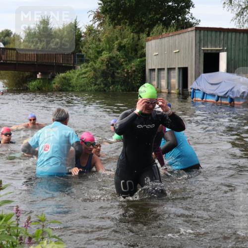 31.08.2025 - Elbe Triathlon Hamburg Luisa Fischer http://msf.ph/oto/8687035 31.08.2025 10:52:02 Schwimmen 1519, 1532, 1536, 1552, 1561, 1562, 1571, 1580, 1586, 1595, 1597 meine-sportfotos.de