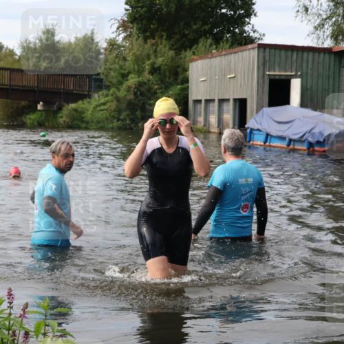 31.08.2025 - Elbe Triathlon Hamburg Luisa Fischer http://msf.ph/oto/8687077 31.08.2025 10:52:31 Schwimmen 1559 meine-sportfotos.de