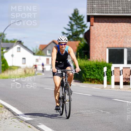 31.08.2025 - Elbe Triathlon Hamburg Michael Burmester http://msf.ph/oto/8687165 31.08.2025 14:50:56 Radfahren 162, 163 meine-sportfotos.de