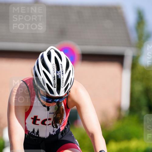 31.08.2025 - Elbe Triathlon Hamburg Michael Burmester http://msf.ph/oto/8687301 31.08.2025 14:53:02 Radfahren 121, 141 meine-sportfotos.de