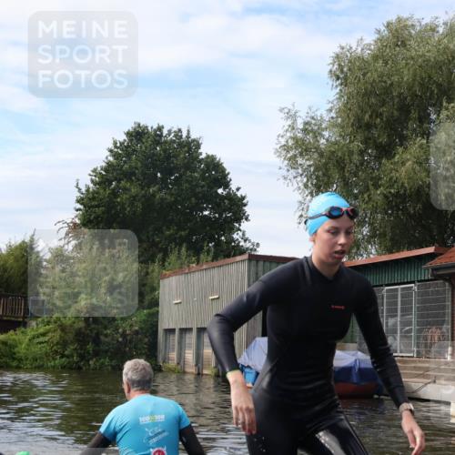31.08.2025 - Elbe Triathlon Hamburg Luisa Fischer http://msf.ph/oto/8687314 31.08.2025 10:56:05 Schwimmen 1522, 1606 meine-sportfotos.de