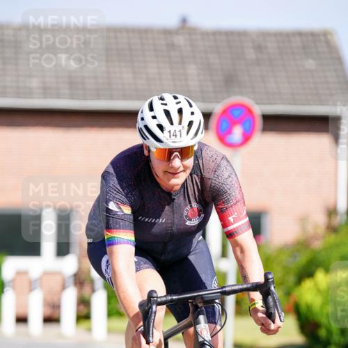 31.08.2025 - Elbe Triathlon Hamburg Michael Burmester http://msf.ph/oto/8687316 31.08.2025 14:53:07 Radfahren 141 meine-sportfotos.de