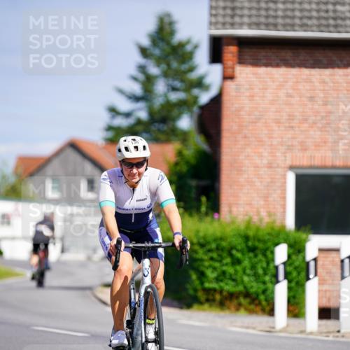 31.08.2025 - Elbe Triathlon Hamburg Michael Burmester http://msf.ph/oto/8687356 31.08.2025 14:54:05 Radfahren  meine-sportfotos.de