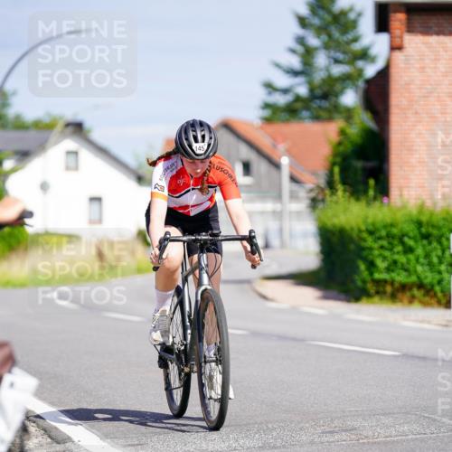 31.08.2025 - Elbe Triathlon Hamburg Michael Burmester http://msf.ph/oto/8687371 31.08.2025 14:54:37 Radfahren  meine-sportfotos.de