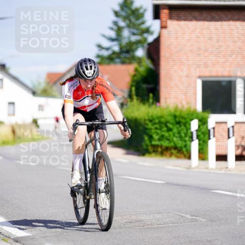 31.08.2025 - Elbe Triathlon Hamburg Michael Burmester http://msf.ph/oto/8687372 31.08.2025 14:54:37 Radfahren  meine-sportfotos.de