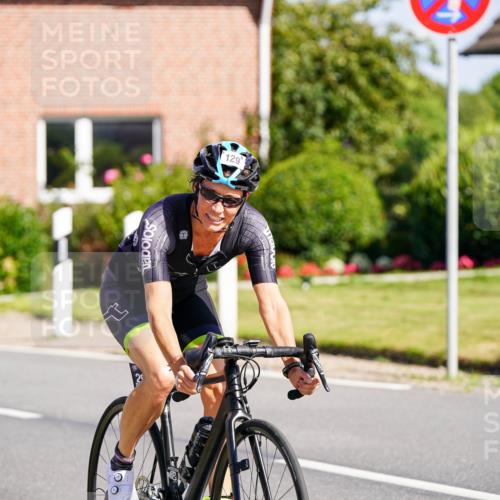 31.08.2025 - Elbe Triathlon Hamburg Michael Burmester http://msf.ph/oto/8687390 31.08.2025 14:55:48 Radfahren  meine-sportfotos.de
