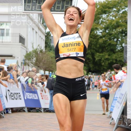 31.08.2025 - 21. Blankeneser Heldenlauf Strokosch-Dieckow http://msf.ph/oto/8687404 31.08.2025 11:58:12 Ziel 5477, 5714, 4192 meine-sportfotos.de