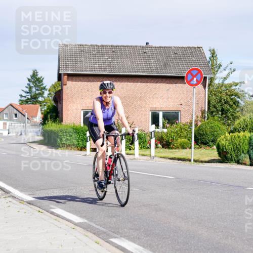 31.08.2025 - Elbe Triathlon Hamburg Michael Burmester http://msf.ph/oto/8687423 31.08.2025 14:57:37 Radfahren  meine-sportfotos.de
