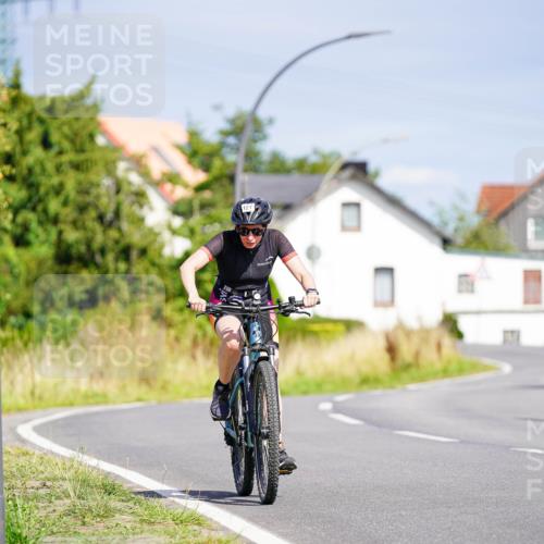 31.08.2025 - Elbe Triathlon Hamburg Michael Burmester http://msf.ph/oto/8687449 31.08.2025 14:58:57 Radfahren  meine-sportfotos.de