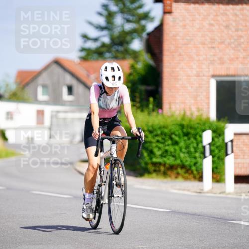 31.08.2025 - Elbe Triathlon Hamburg Michael Burmester http://msf.ph/oto/8687457 31.08.2025 14:59:50 Radfahren  meine-sportfotos.de