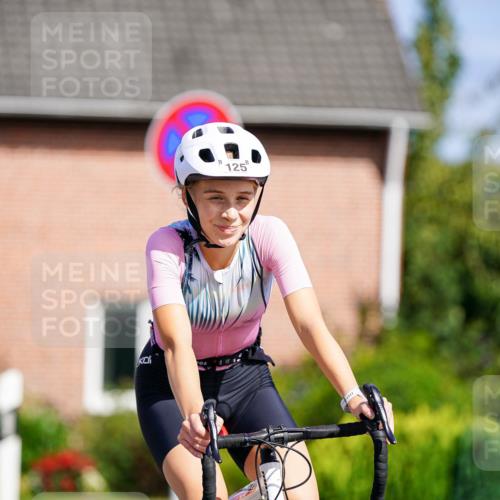 31.08.2025 - Elbe Triathlon Hamburg Michael Burmester http://msf.ph/oto/8687459 31.08.2025 14:59:51 Radfahren  meine-sportfotos.de