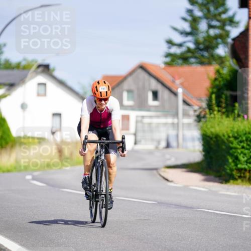 31.08.2025 - Elbe Triathlon Hamburg Michael Burmester http://msf.ph/oto/8687490 31.08.2025 15:01:16 Radfahren 158 meine-sportfotos.de
