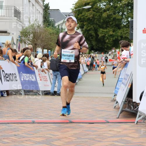 31.08.2025 - 21. Blankeneser Heldenlauf Strokosch-Dieckow http://msf.ph/oto/8687504 31.08.2025 11:58:05 Ziel 4192, 4429 meine-sportfotos.de