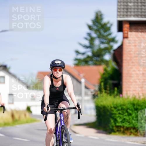 31.08.2025 - Elbe Triathlon Hamburg Michael Burmester http://msf.ph/oto/8687505 31.08.2025 15:01:48 Radfahren 151 meine-sportfotos.de