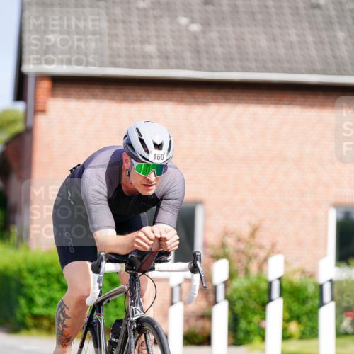 31.08.2025 - Elbe Triathlon Hamburg Michael Burmester http://msf.ph/oto/8687541 31.08.2025 15:03:23 Radfahren  meine-sportfotos.de