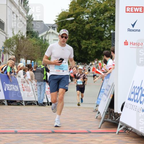 31.08.2025 - 21. Blankeneser Heldenlauf Strokosch-Dieckow http://msf.ph/oto/8687619 31.08.2025 11:58:01 Ziel 4192, 4429 meine-sportfotos.de