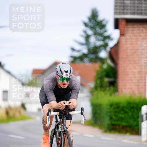 31.08.2025 - Elbe Triathlon Hamburg Michael Burmester http://msf.ph/oto/8687624 31.08.2025 15:11:56 Radfahren  meine-sportfotos.de