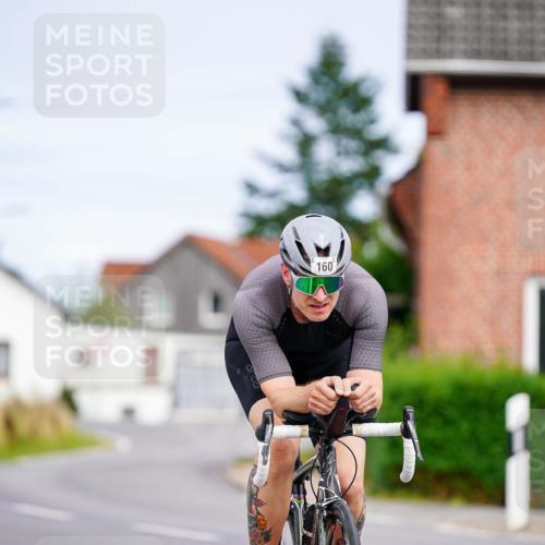 31.08.2025 - Elbe Triathlon Hamburg Michael Burmester http://msf.ph/oto/8687626 31.08.2025 15:11:56 Radfahren  meine-sportfotos.de