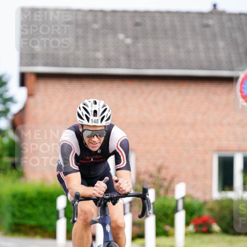 31.08.2025 - Elbe Triathlon Hamburg Michael Burmester http://msf.ph/oto/8687635 31.08.2025 15:13:15 Radfahren  meine-sportfotos.de