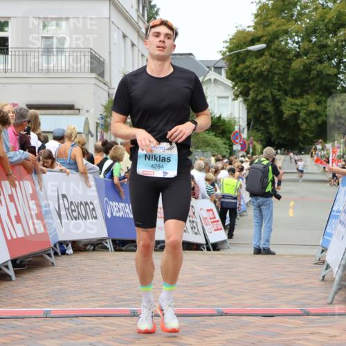 31.08.2025 - 21. Blankeneser Heldenlauf Strokosch-Dieckow http://msf.ph/oto/8687636 31.08.2025 11:57:41 Ziel 4284 meine-sportfotos.de