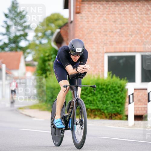 31.08.2025 - Elbe Triathlon Hamburg Michael Burmester http://msf.ph/oto/8687651 31.08.2025 15:14:40 Radfahren  meine-sportfotos.de
