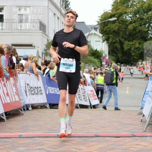 31.08.2025 - 21. Blankeneser Heldenlauf Strokosch-Dieckow http://msf.ph/oto/8687663 31.08.2025 11:57:41 Ziel 4284 meine-sportfotos.de