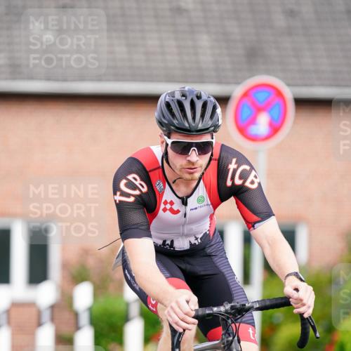 31.08.2025 - Elbe Triathlon Hamburg Michael Burmester http://msf.ph/oto/8687673 31.08.2025 15:16:17 Radfahren  meine-sportfotos.de