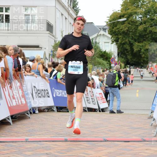 31.08.2025 - 21. Blankeneser Heldenlauf Strokosch-Dieckow http://msf.ph/oto/8687690 31.08.2025 11:57:40 Ziel 4284 meine-sportfotos.de