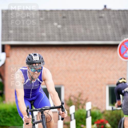 31.08.2025 - Elbe Triathlon Hamburg Michael Burmester http://msf.ph/oto/8687694 31.08.2025 15:17:22 Radfahren  meine-sportfotos.de