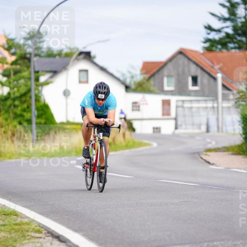 31.08.2025 - Elbe Triathlon Hamburg Michael Burmester http://msf.ph/oto/8687697 31.08.2025 15:18:41 Radfahren  meine-sportfotos.de