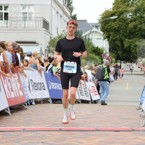 31.08.2025 - 21. Blankeneser Heldenlauf Strokosch-Dieckow http://msf.ph/oto/8687700 31.08.2025 11:57:40 Ziel 4284 meine-sportfotos.de