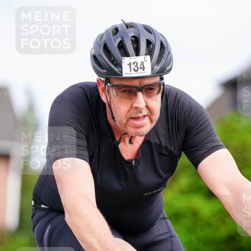 31.08.2025 - Elbe Triathlon Hamburg Michael Burmester http://msf.ph/oto/8687704 31.08.2025 15:19:09 Radfahren  meine-sportfotos.de