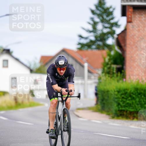 31.08.2025 - Elbe Triathlon Hamburg Michael Burmester http://msf.ph/oto/8687710 31.08.2025 15:19:23 Radfahren  meine-sportfotos.de