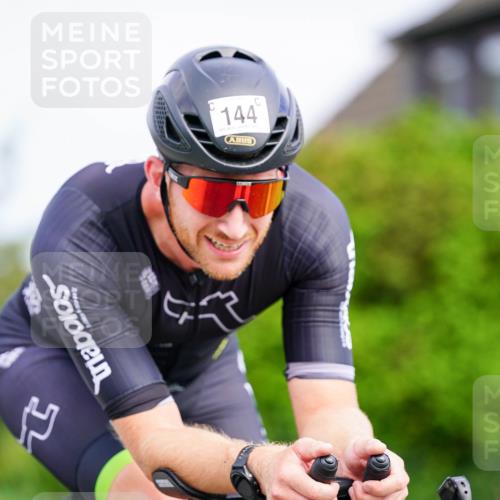 31.08.2025 - Elbe Triathlon Hamburg Michael Burmester http://msf.ph/oto/8687714 31.08.2025 15:19:25 Radfahren  meine-sportfotos.de
