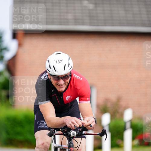 31.08.2025 - Elbe Triathlon Hamburg Michael Burmester http://msf.ph/oto/8687718 31.08.2025 15:19:49 Radfahren  meine-sportfotos.de