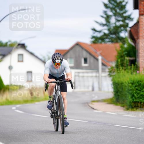 31.08.2025 - Elbe Triathlon Hamburg Michael Burmester http://msf.ph/oto/8687735 31.08.2025 15:21:21 Radfahren  meine-sportfotos.de