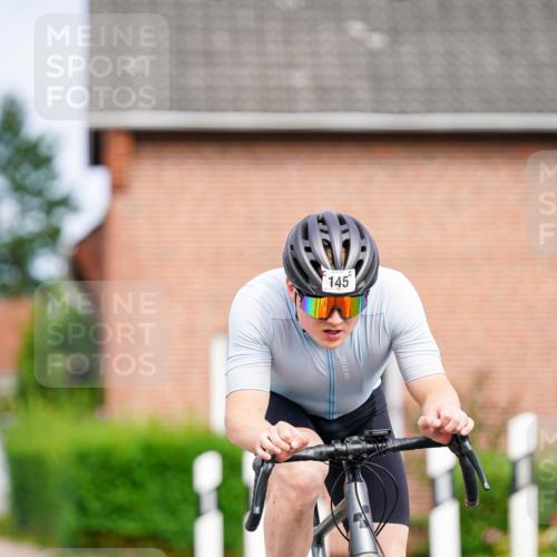 31.08.2025 - Elbe Triathlon Hamburg Michael Burmester http://msf.ph/oto/8687738 31.08.2025 15:21:23 Radfahren  meine-sportfotos.de