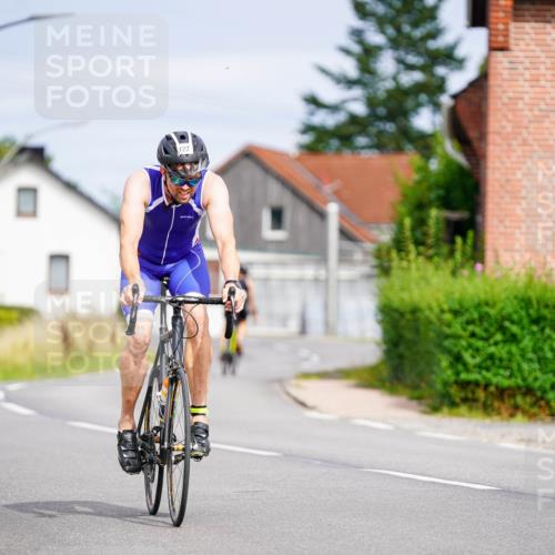 31.08.2025 - Elbe Triathlon Hamburg Michael Burmester http://msf.ph/oto/8687749 31.08.2025 15:21:56 Radfahren  meine-sportfotos.de