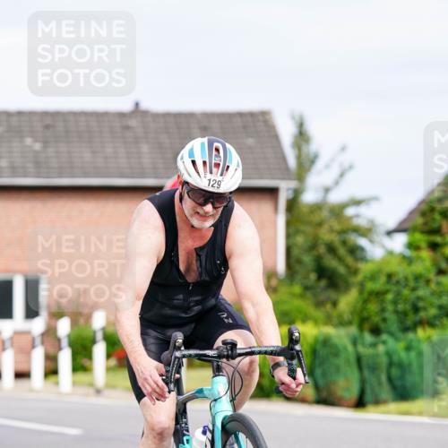 31.08.2025 - Elbe Triathlon Hamburg Michael Burmester http://msf.ph/oto/8687760 31.08.2025 15:22:46 Radfahren  meine-sportfotos.de