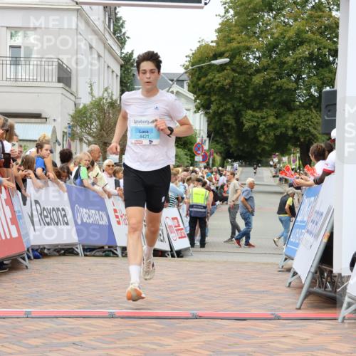 31.08.2025 - 21. Blankeneser Heldenlauf Strokosch-Dieckow http://msf.ph/oto/8687761 31.08.2025 11:57:01 Ziel 4421 meine-sportfotos.de