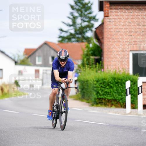 31.08.2025 - Elbe Triathlon Hamburg Michael Burmester http://msf.ph/oto/8687768 31.08.2025 15:22:58 Radfahren  meine-sportfotos.de